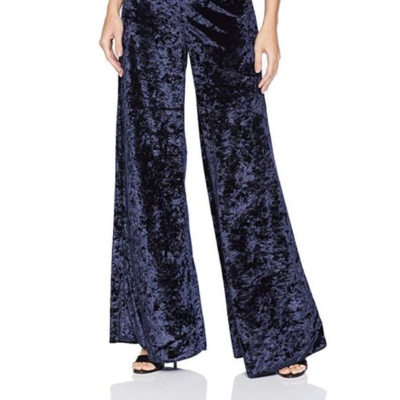 LIKELY Women's Jasmine Crushed Velvet Wide Leg Pant - Picture 3 of 4